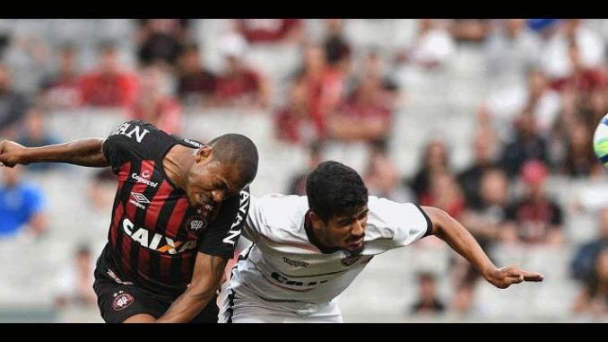 Fraco e frágil, Vitória é goleado de NOVO, agora para o Atlético-PR – 4 x 0