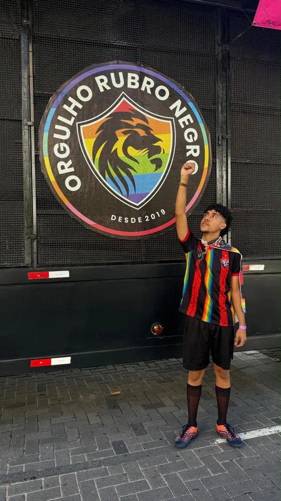 Jovem de Madre de Deus ganha destaque na luta contra a LGBTfobia no futebol