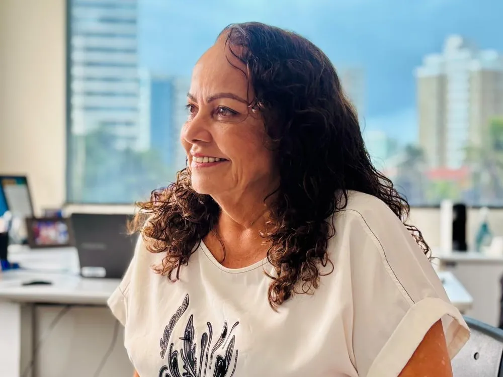 “Sujou para o amigo do Rei do Lixo!”, ironiza Aladilce sobre ACM Neto
