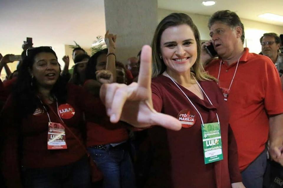 PT de Pernambuco contraria Executiva Nacional e define Marília como pré-candidata ao governo