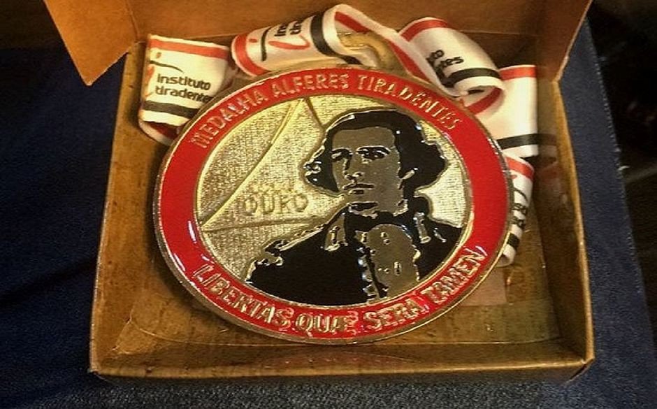 Confira lista das 27 prefeituras da Bahia investigadas pela compra de prêmios