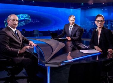 Renata e Bonner, do JN, ocupam 40% do tempo da entrevista com Ciro Gomes