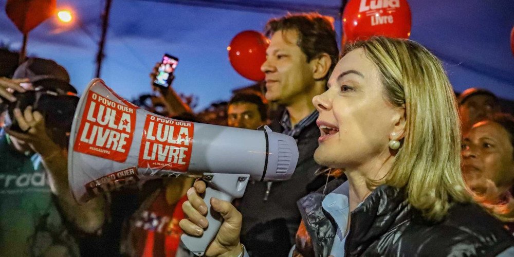 PT planeja substituir Lula utilizando 'testamento político'