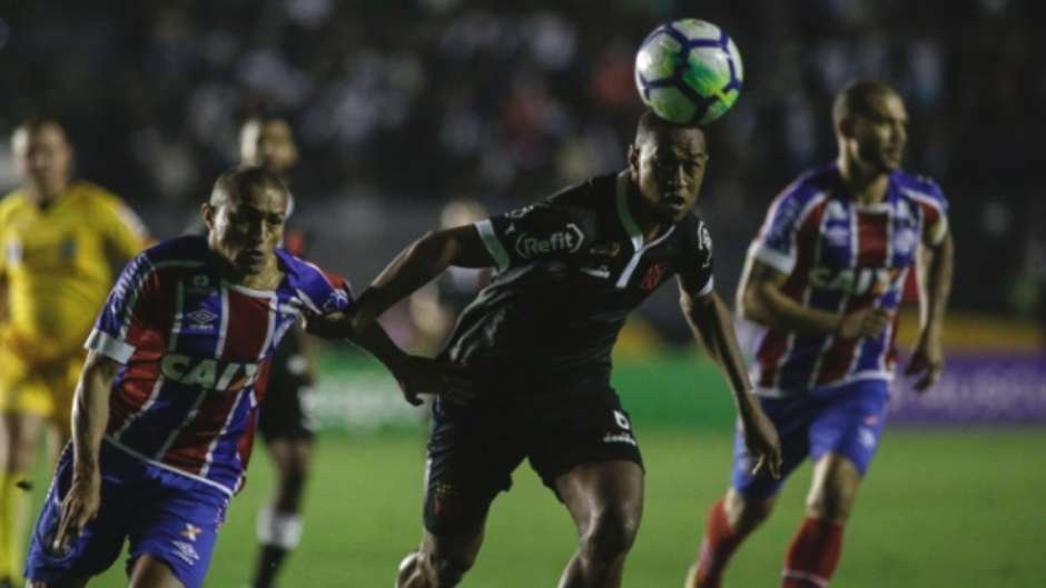 Bahia luta, mas perde para o Vasco e segue ameaçado pelo Z4