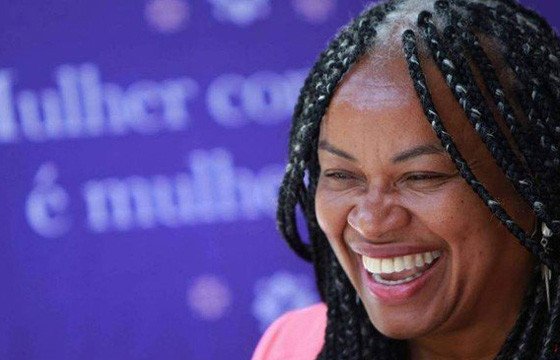 Olívia Santana é a primeira mulher negra eleita para ALBA