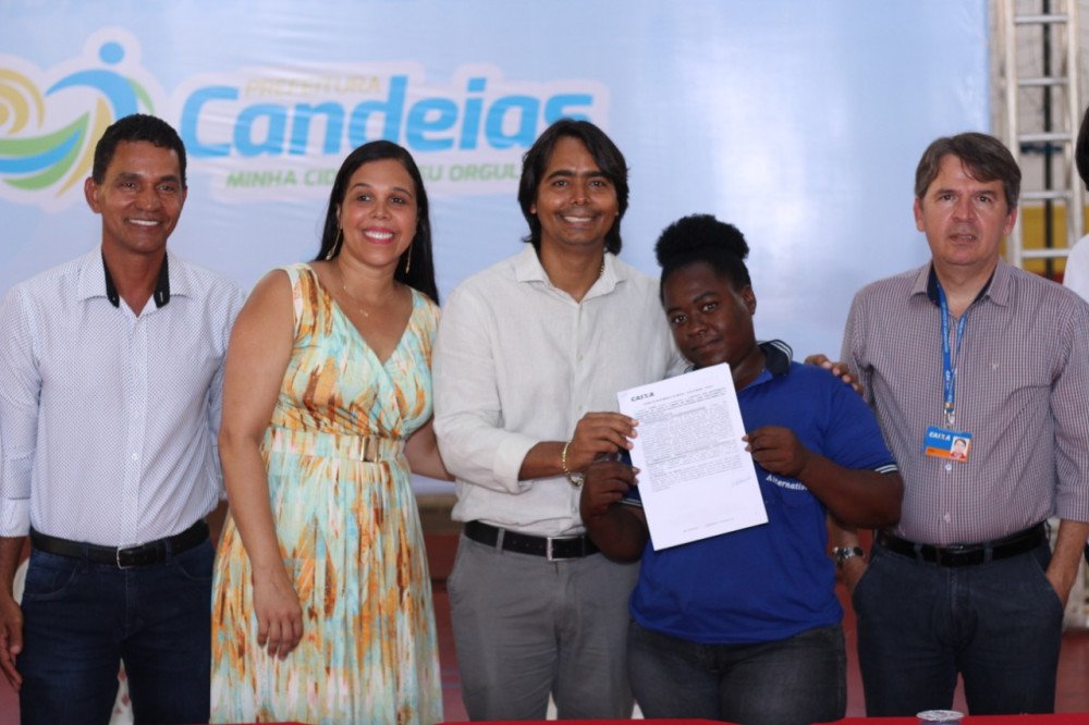 Prefeitura de Candeias realizou Assinatura dos contratos do Minha Casa Minha Vida da Areia