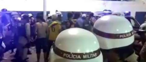 Em ato pró- Bolsonaro policial à paisana briga na festa, atira em um homem e fere quatro em Salvador