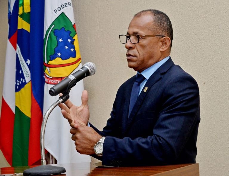 Vereador de Candeias responde processo que pode levar a cassação de mandato na Justiça eleitoral