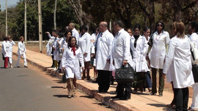 Mais Médicos: menos de 3% dos 8,3 mil selecionados se apresentaram ao local de trabalho