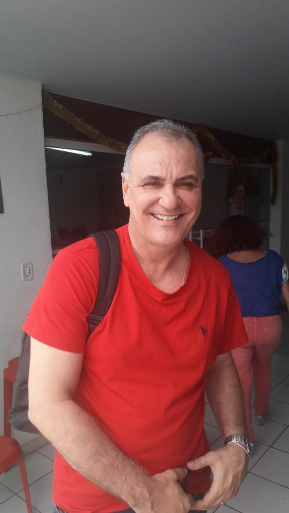 Pelegrino diz que tarefa da esquerda é manter a soberania e a democracia do país