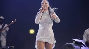 Salvador: Irreverência e energia de Ivete marcam a chegada de 2019 em Salvador