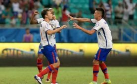 Vitória sobre Tupi deixa Bahia colado no G4