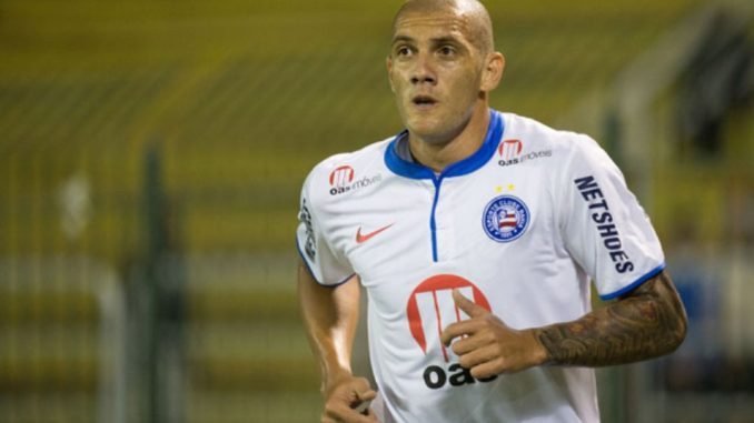 Atacante Fernandão acerta seu retorno ao Bahia
