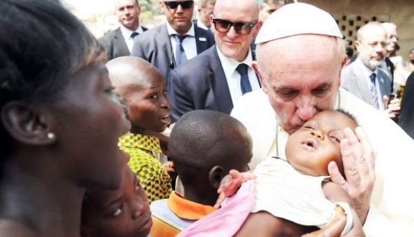 Papa se oferece para mediar diálogo na Venezuela