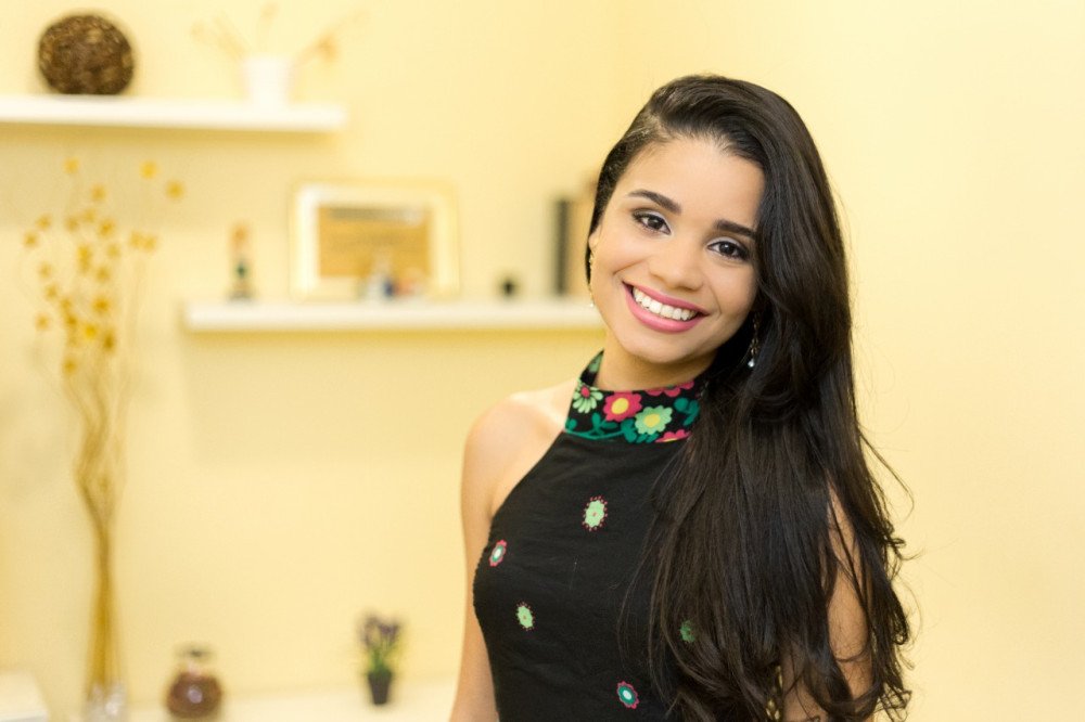 Colunista Resenha: Psicóloga Jamile Ferreira celebra mais um ano de vida, repleta de sucessos!