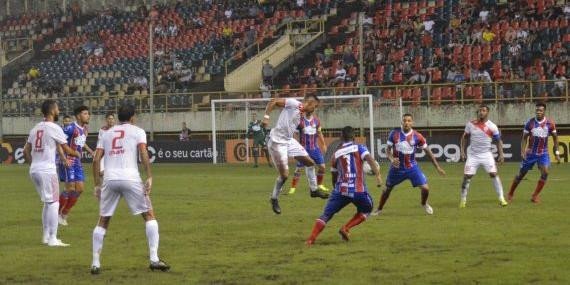 Bahia empata com Rio Branco e avança na Copa do Brasil