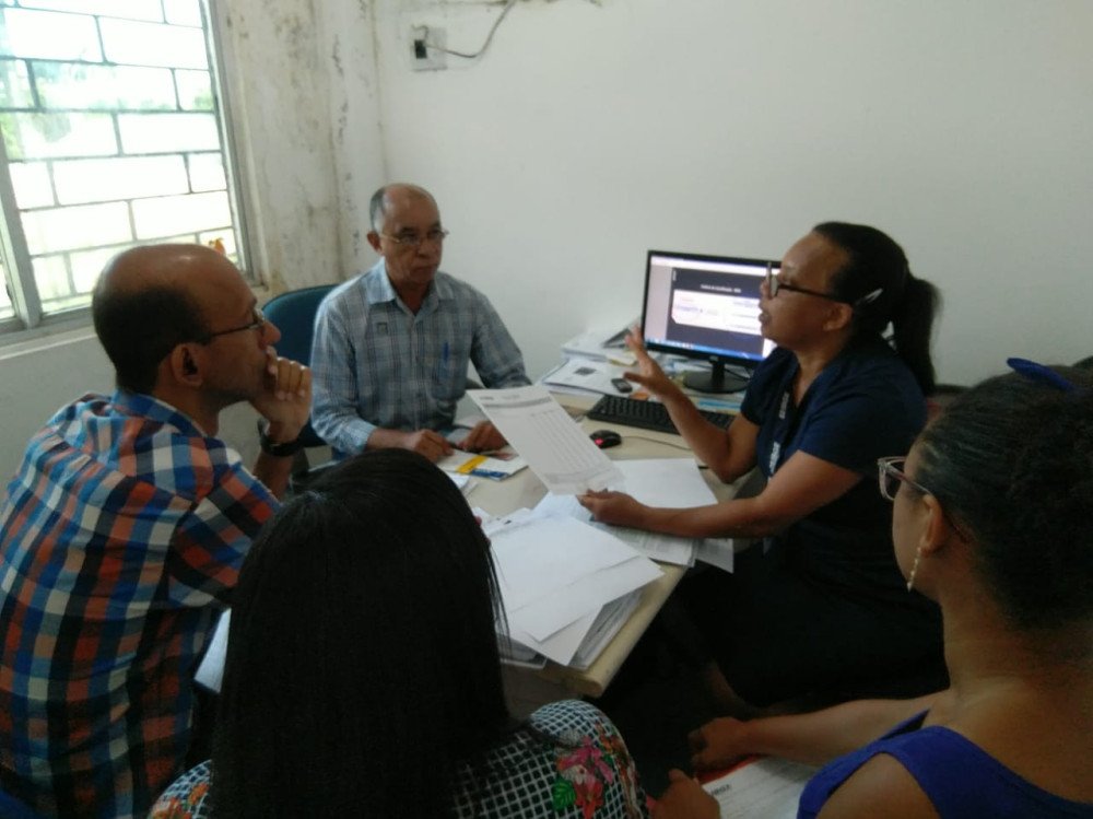 Planejamento: Prefeitura de Candeias discute com o IBGE construções e áreas irregulares no município