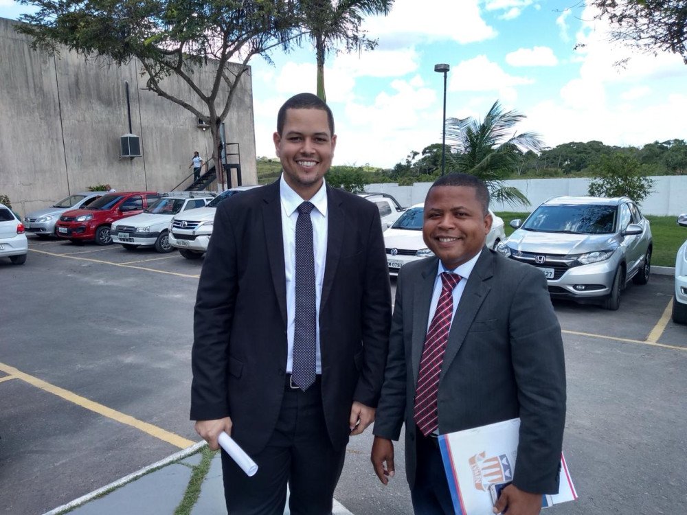 Candeias: Vereadores Diego Maia e Adaílton Sales protocolam Projeto de Lei para que os órgãos públicos municipais sejam impedidos de contratarem homens condenados pela lei Maria da Penha