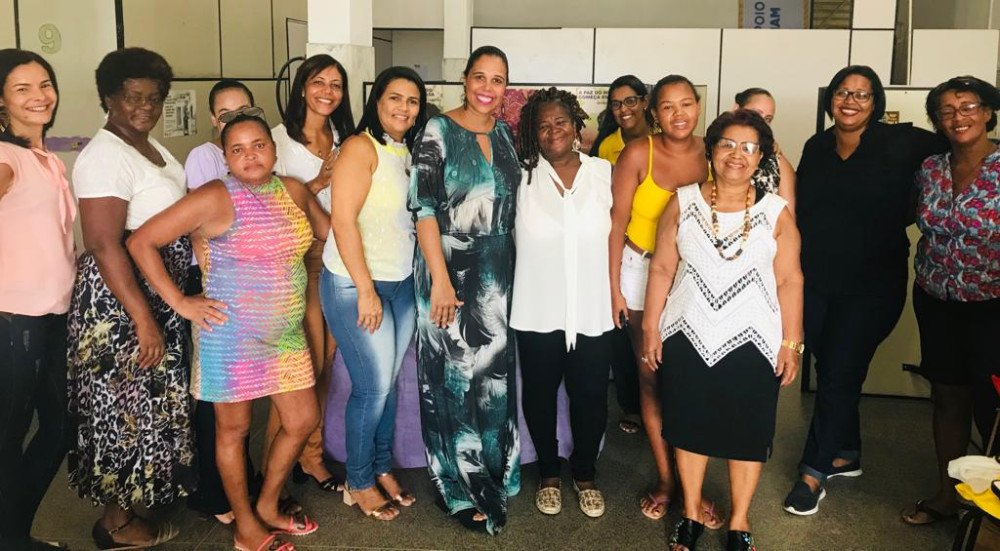 Através do CRAM, Prefeitura de Candeias realiza Ação de Enfrentamento  a violência Contra Mulher