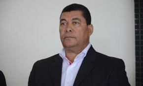 Candeias: Francisco é de novo afastado do cargo