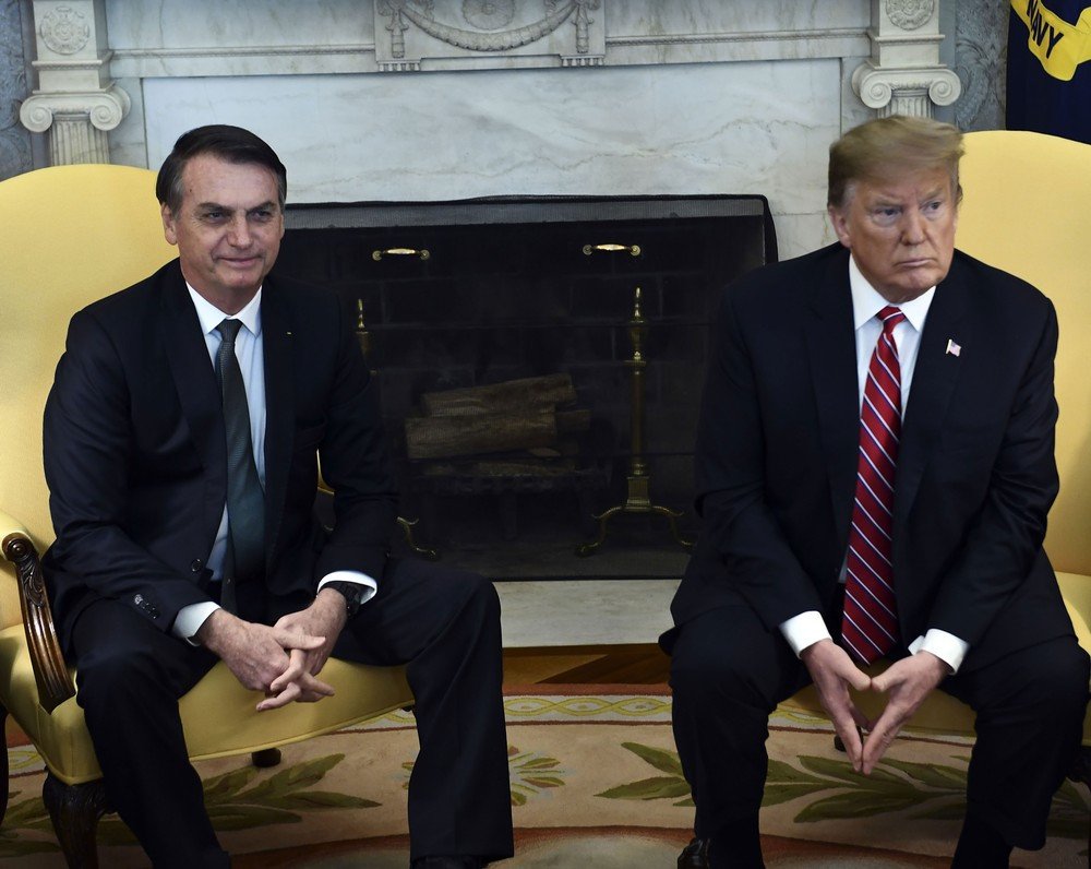 Na Casa Branca, Bolsonaro se encontra com Trump, que diz apoiar a entrada do Brasil na OCDE