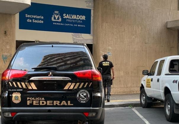 PF cumpre mandados de busca e apreensão na Secretaria de Saúde Salvador