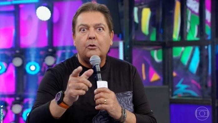 Faustão dispara contra Bolsonaro: “Não tem competência”