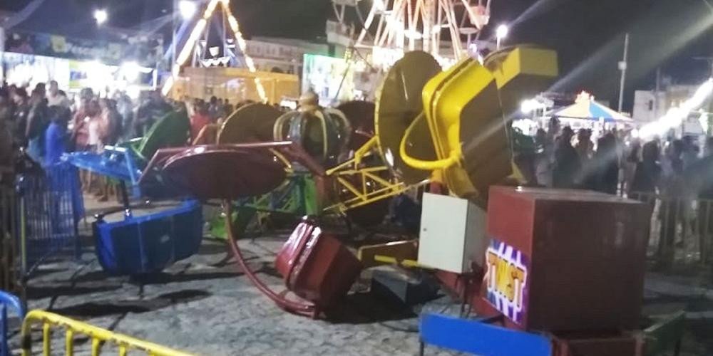 Brinquedo de parque de diversões cai e deixa duas crianças feridas em Itaberaba