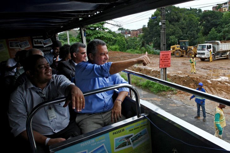 Rui percorre Avenida 29 de Março, que será entregue sábado