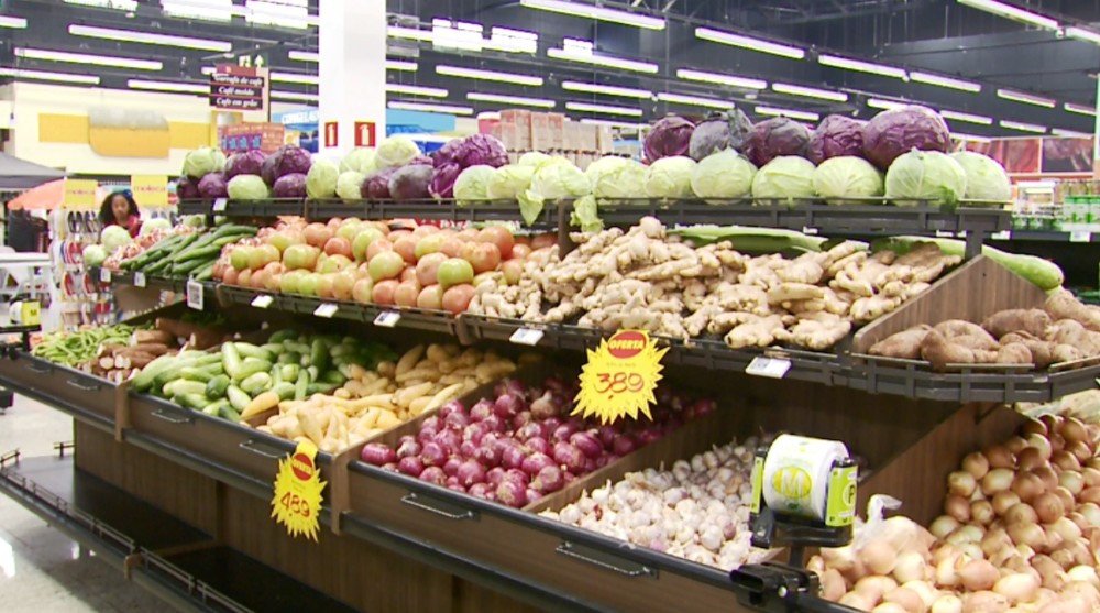 Cesta básica em Salvador tem aumento de 5,35% em março e fica a R$ 382