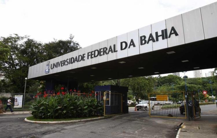 Universidades baianas perdem 786 cargos após decreto de Bolsonaro
