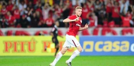 Bahia tenta contratação de zagueiro do Internacional