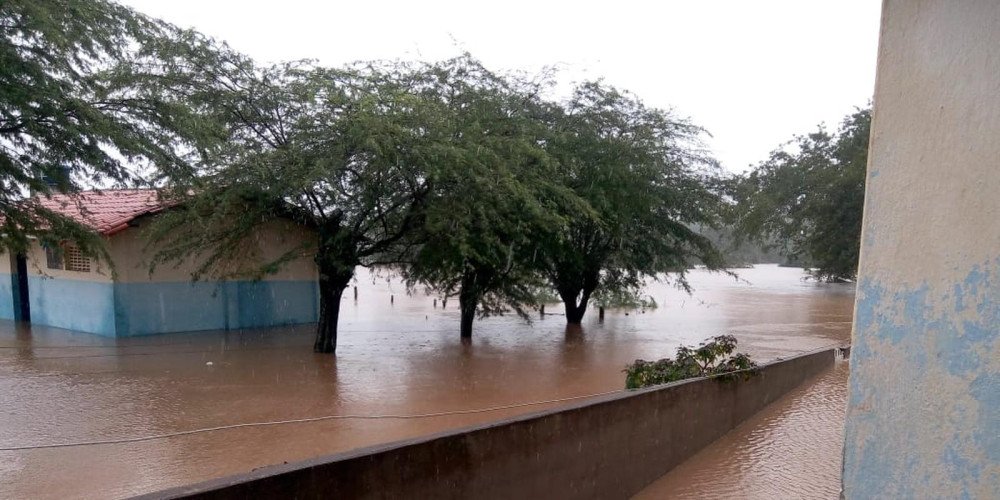 Pedro Alexandre recebe bombeiros baianos que atuaram em Brumadinho