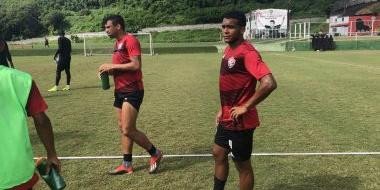 Vitória realiza seu último treino antes do jogo contra o Londrina na terça-feira (23)