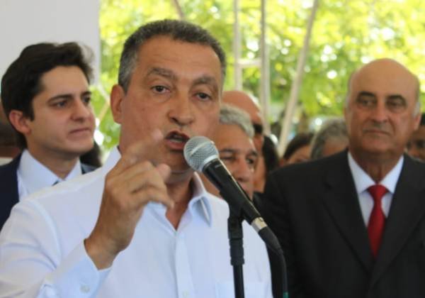 Rui Costa desiste de ir a inauguração de aeroporto