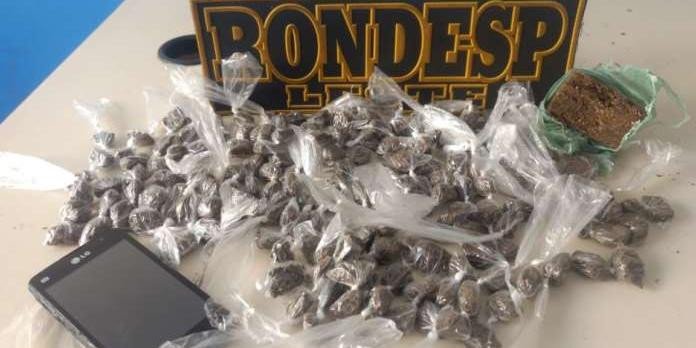 Polícia prende homem acusado de roubar arma de policial em Feira de Santana