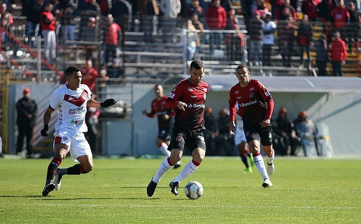 Vitória perde para o Brasil de Pelotas e fica na vice-lanterna