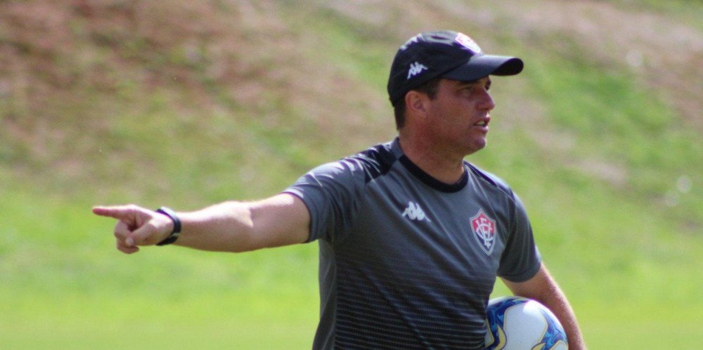 Osmar Loss é demitido pelo Vitória