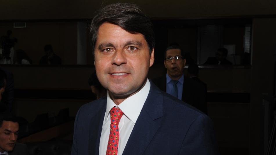 PROJETO DE PAULO CÂMARA GARANTE TRATAMENTO PRIORITÁRIO À AUTISTAS