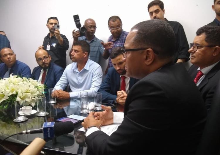 Vereadores decidem não limitar veículos de transporte por aplicativo