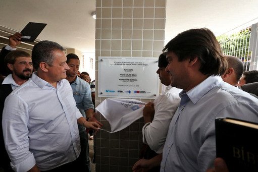 Em Candeias, Governador entrega unidades de saúde que somam R$ 3 milhões do Estado