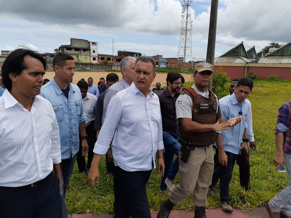 Rui anuncia que Polivalente e CPM serão reconstruídos !