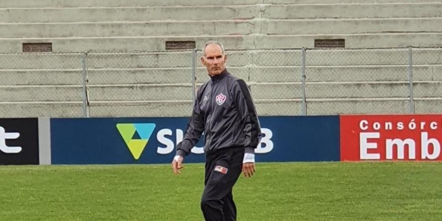 Ainda em Curitiba, Vitória inicia preparação para enfrentar o Botafogo-SP