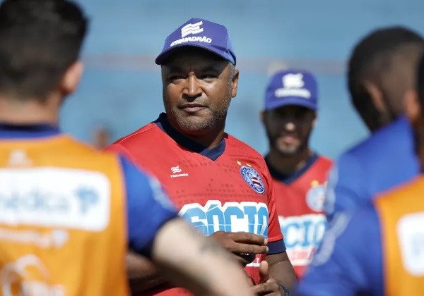 A 2 pontos do G-4, Bahia recebe o Fortaleza na Fonte Nova neste domingo