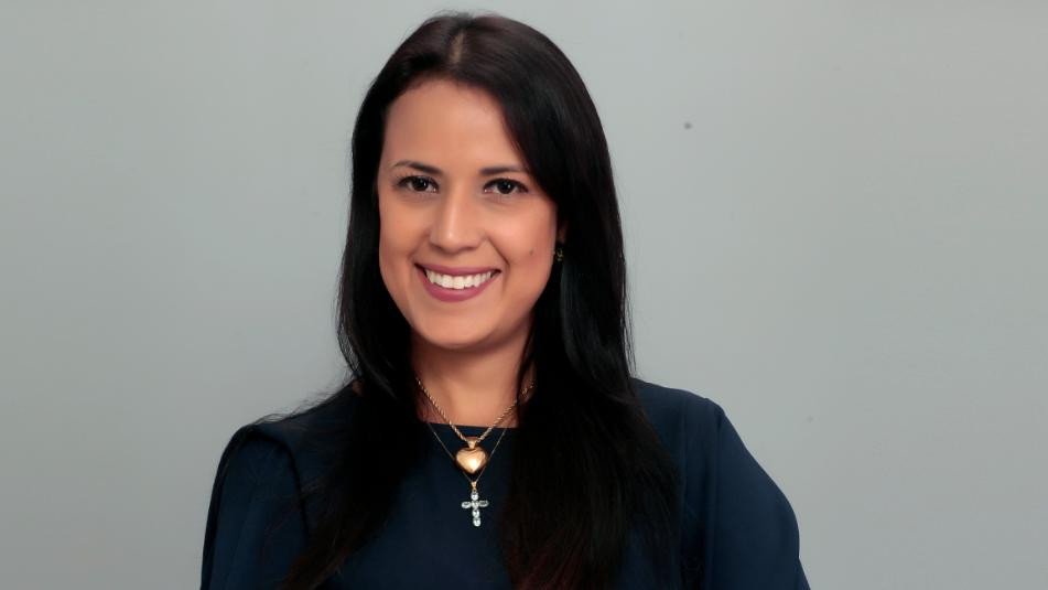 DEPUTADA TALITA SUGERE TRADUÇÃO SIMULTÂNEA PARA LIBRAS NAS ESCOLAS BAIANAS
