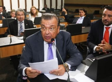 Oposição se reúne com secretária do governo para tratar das emendas impositivas