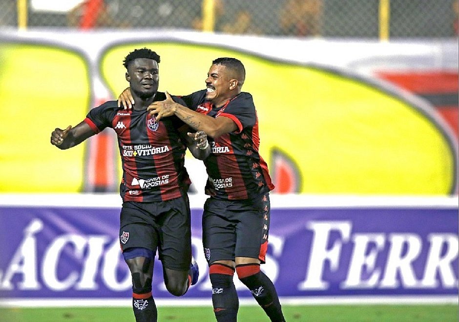 Na volta para o Barradão: Vitória vence o Oeste por 3x1 e deixa o Z4
