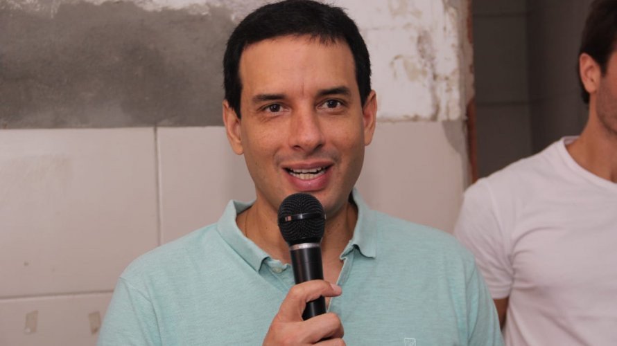 “Tenho encontrado identidade com o PDT”, diz Léo Prates após declaração de Ciro Gomes