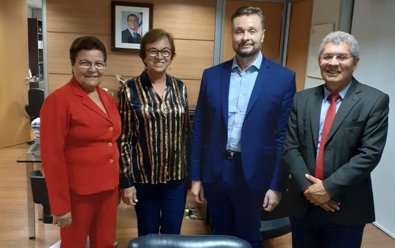 Deputados levam proposta de Fundo do Idoso ao governo