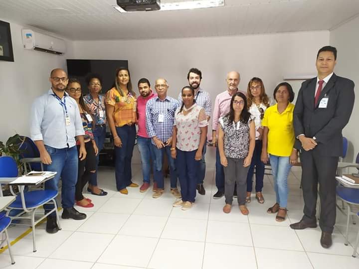 Candeias: Secretário de Planejamento se reúne com Embasa para tratar do plano de Saneamento básico do município